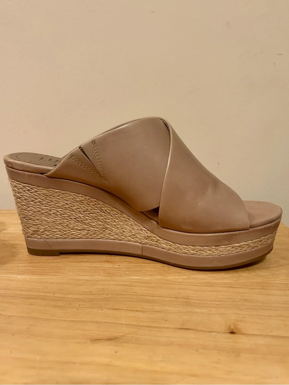 Lucca Lane Debbi Natural leather platform wedge sandals taupe women’s size 8